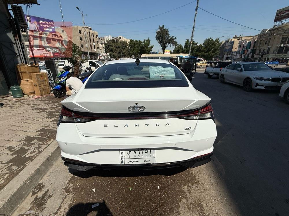هیوندای ئەلەنترا